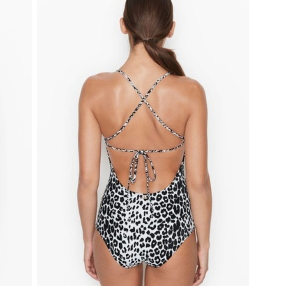 NWT Victorias Secret Animal Print Braided Strap Plunge One Piece Swimsuit SIZE L - Picture 3 of 9